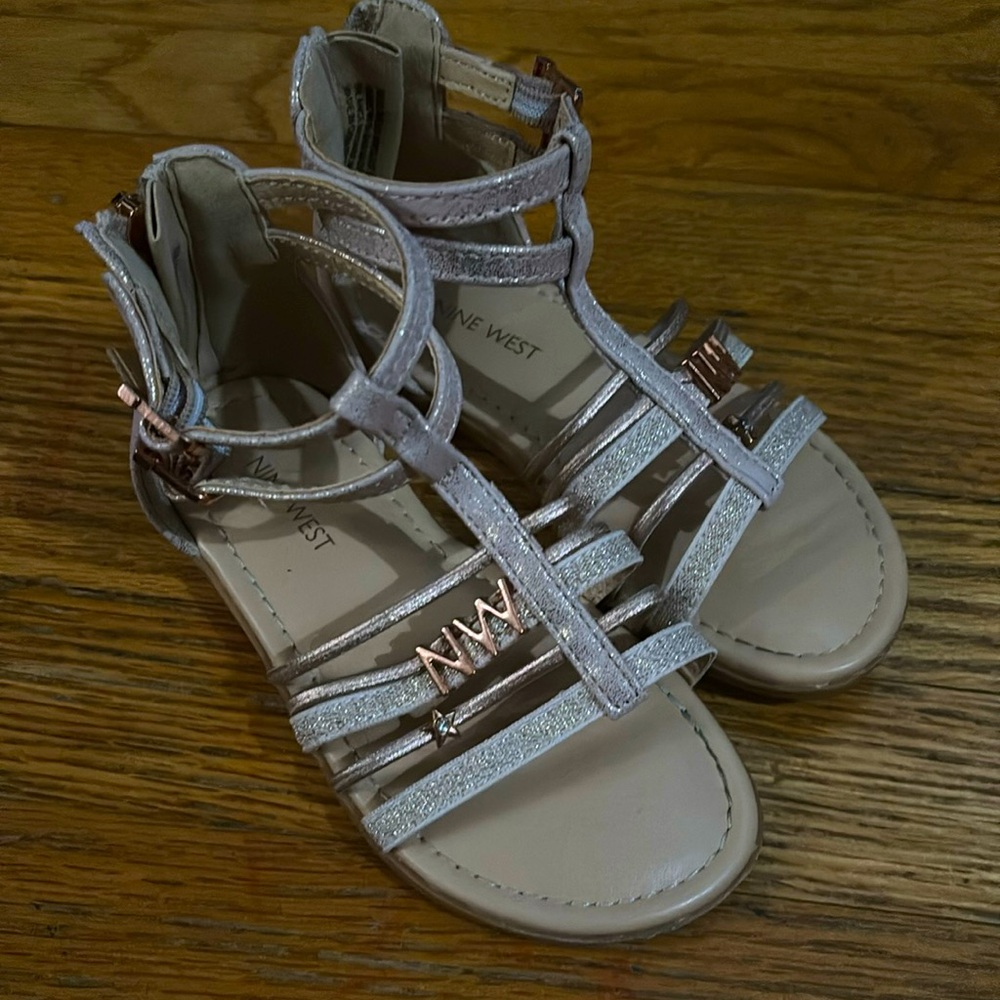 Nine West Toddler Girls Gladiator Sandals size 8